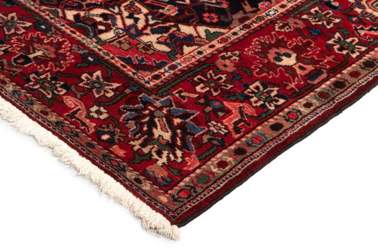 Detail image of 7' x 9' 9 Darjazin Wool Rug