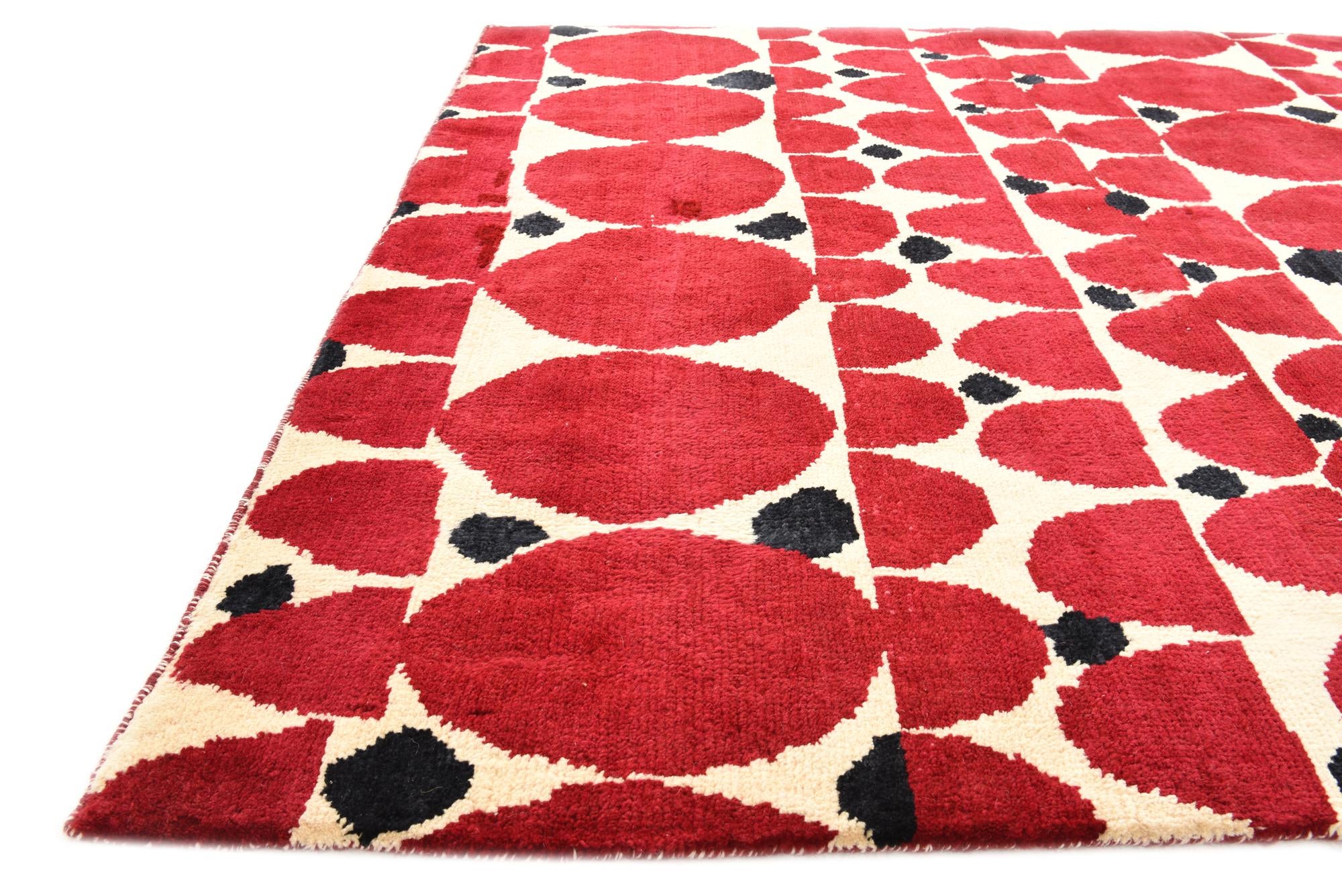 5' 4 x 8' Hand Knotted Darya Wool Rug