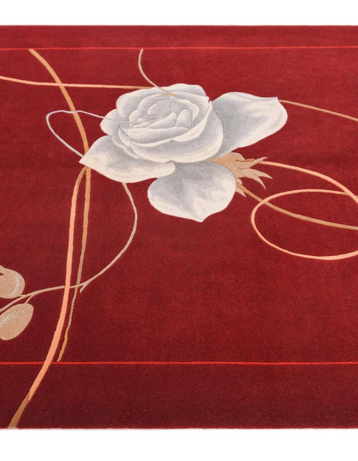 Detail image of 4' 11 x 6' 7  Hand Knotted Darya Wool Rug