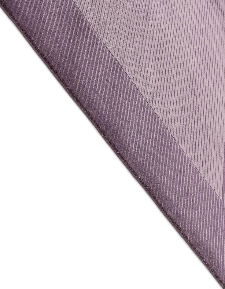 Detail image of 5' 7 x 8' Darya Rug