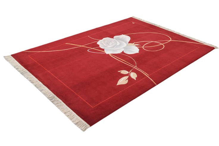 Detail image of 5' 7 x 7' 10 Hand Knotted Darya Wool Rug