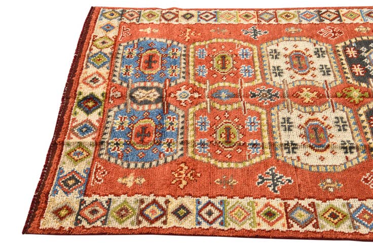 Detail image of 4' x 6' 3 Hand Knotted Darya Wool Rug