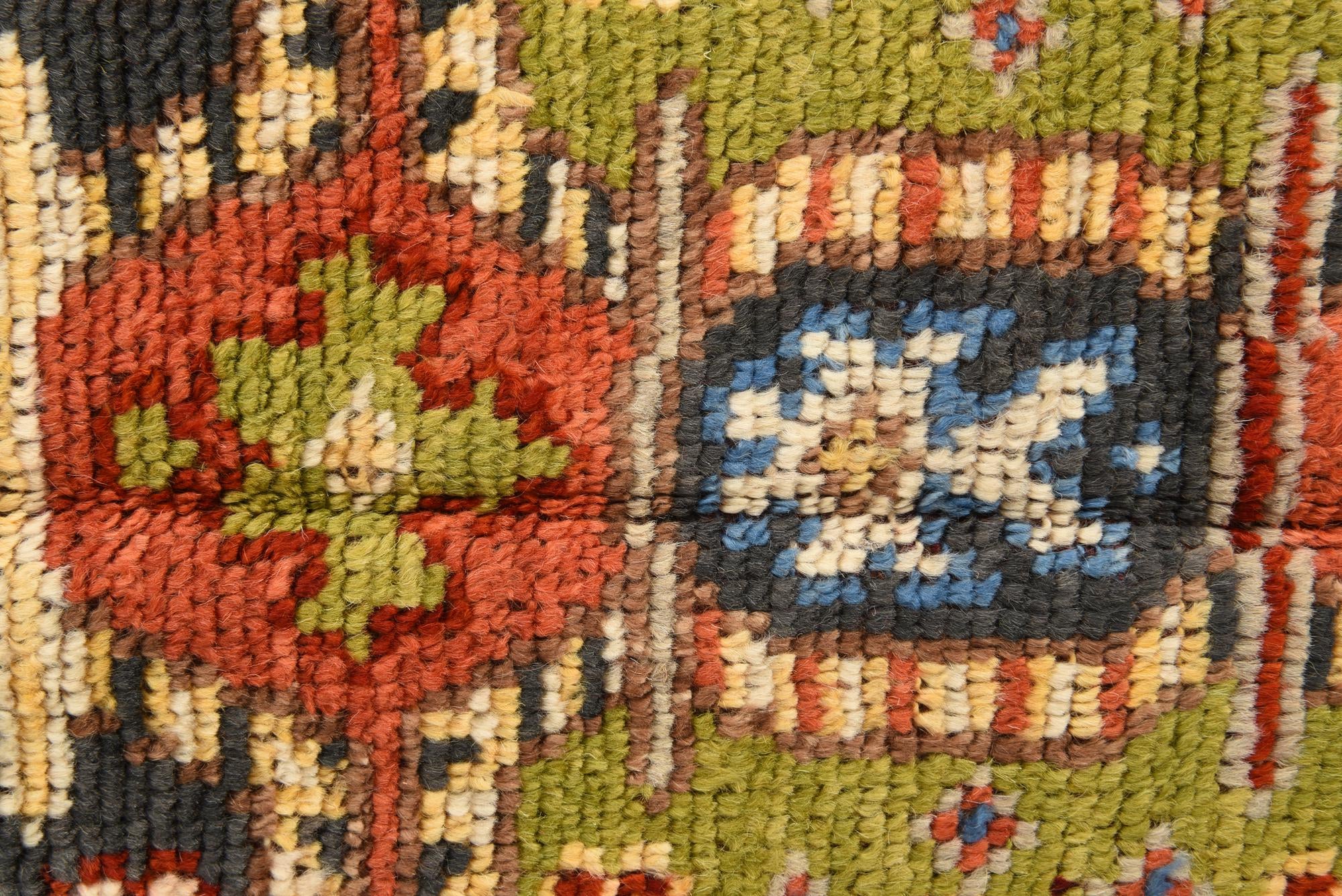 4' x 6' 3 Hand Knotted Darya Wool Rug