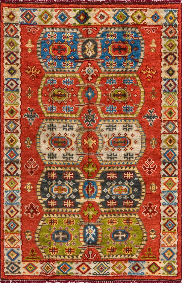 Detail image of 4' x 6' 3 Hand Knotted Darya Wool Rug