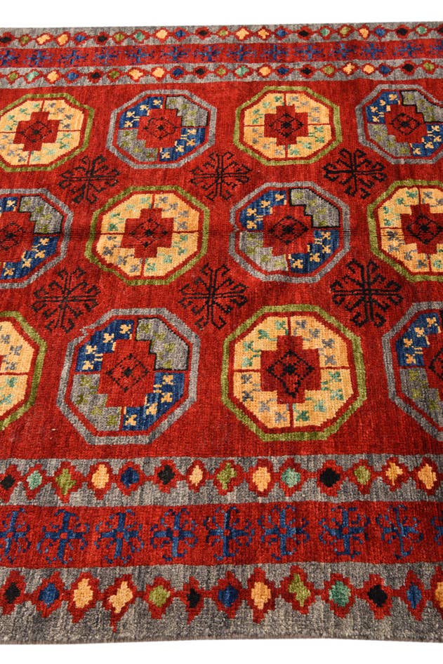 Detail image of 5' 6 x 8' 3 Hand Knotted Darya Wool Rug