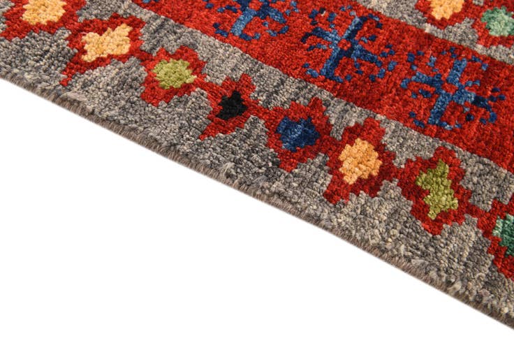 Detail image of 5' 6 x 8' 3 Hand Knotted Darya Wool Rug