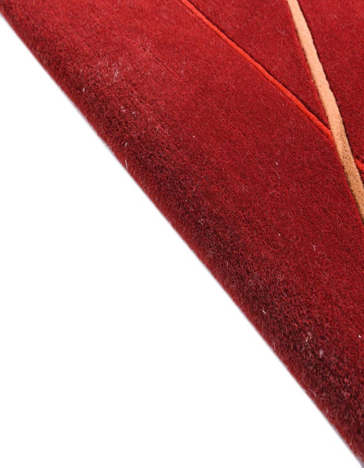 Detail image of 4' 11 x 6' 8  Hand Knotted Darya Wool Rug