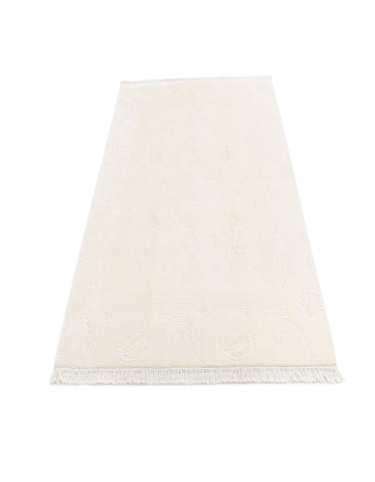 Detail image of 5' 1 x 6' 9 Darya Rug