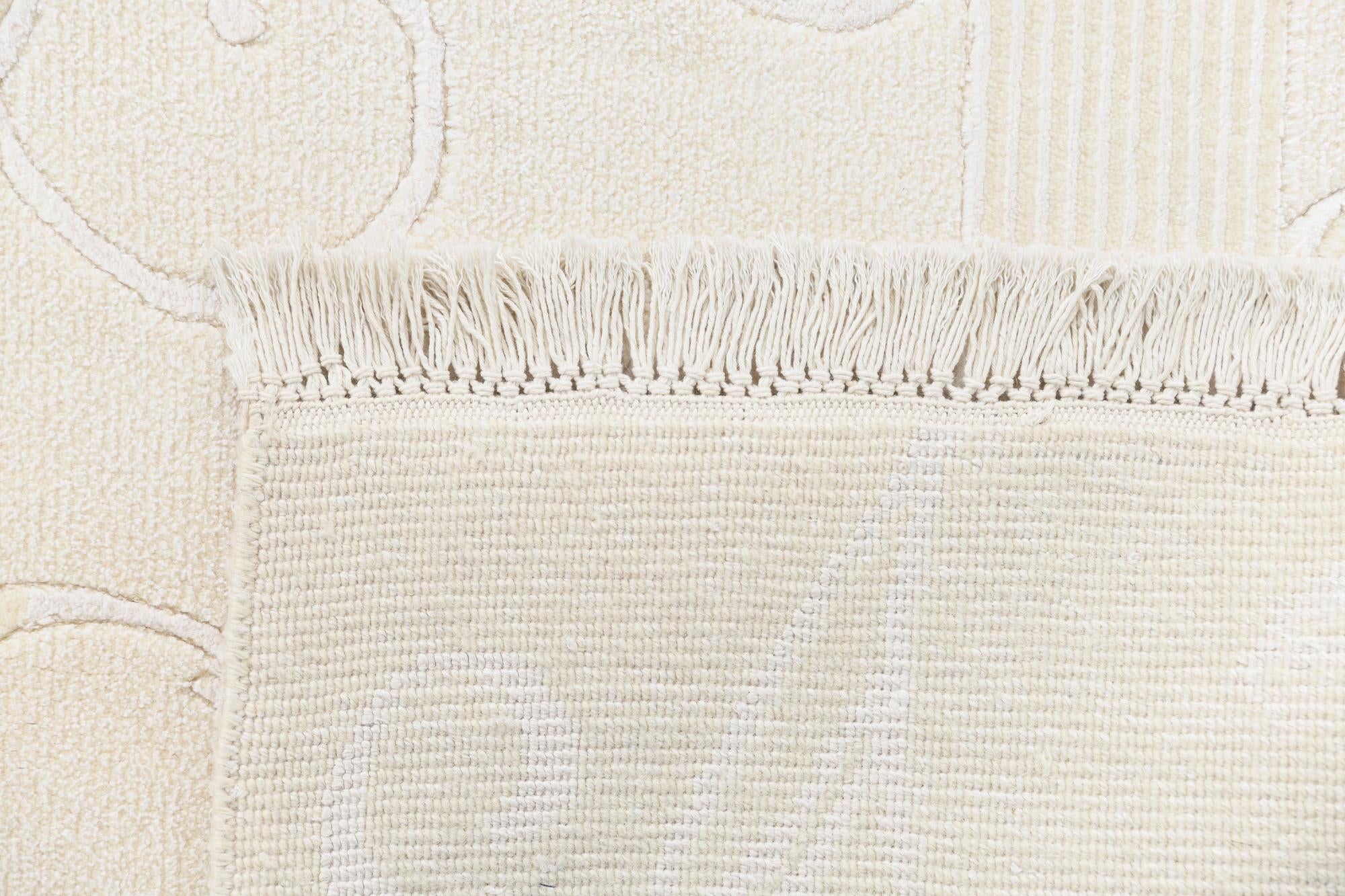 5' 1 x 6' 9 Darya Rug