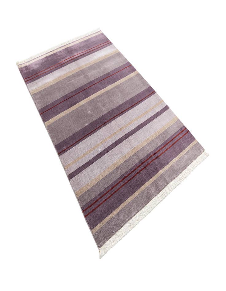 Detail image of 3' 11 x 6' 1 Darya Rug