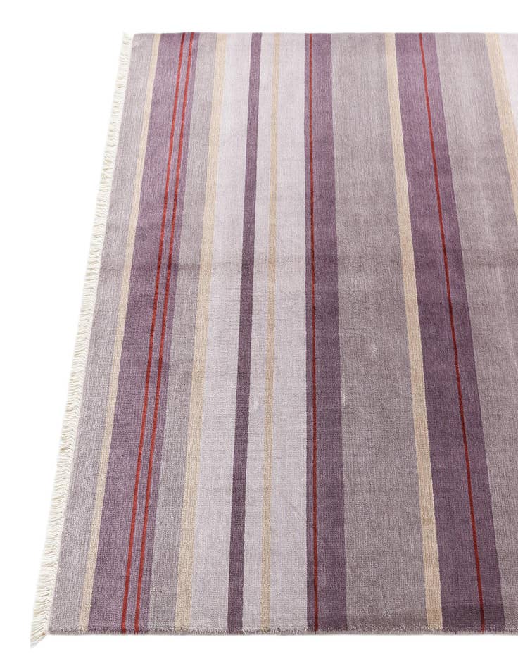 Detail image of 3' 11 x 6' 1 Darya Rug