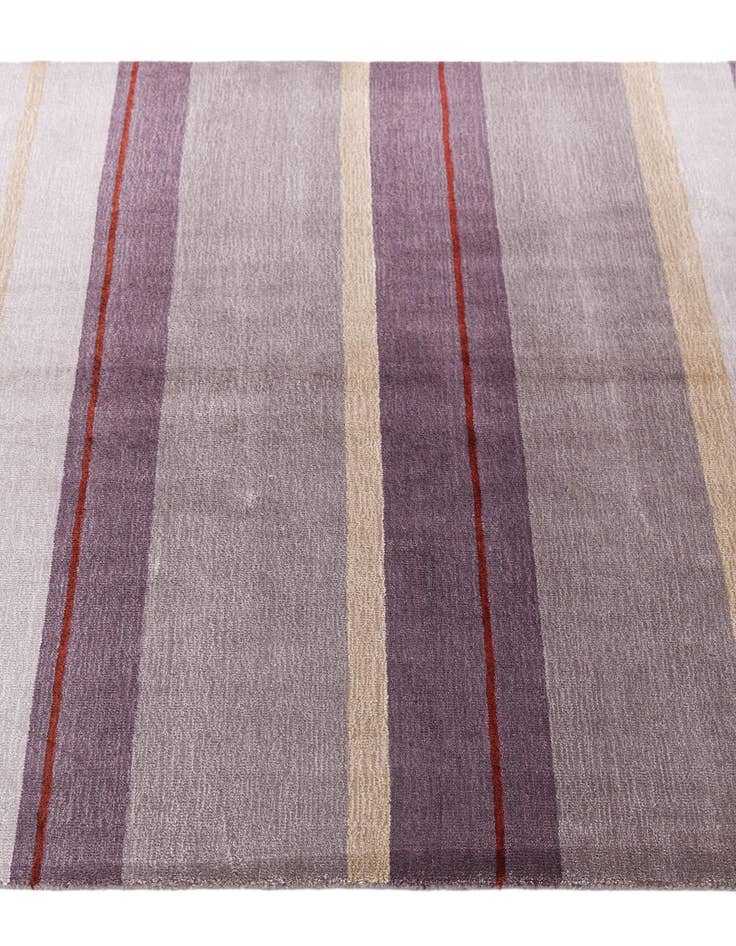 Detail image of 3' 11 x 6' 1 Darya Rug
