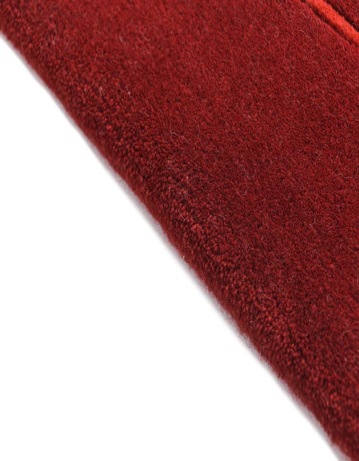 Detail image of 4' x 5' 10 Darya Rug