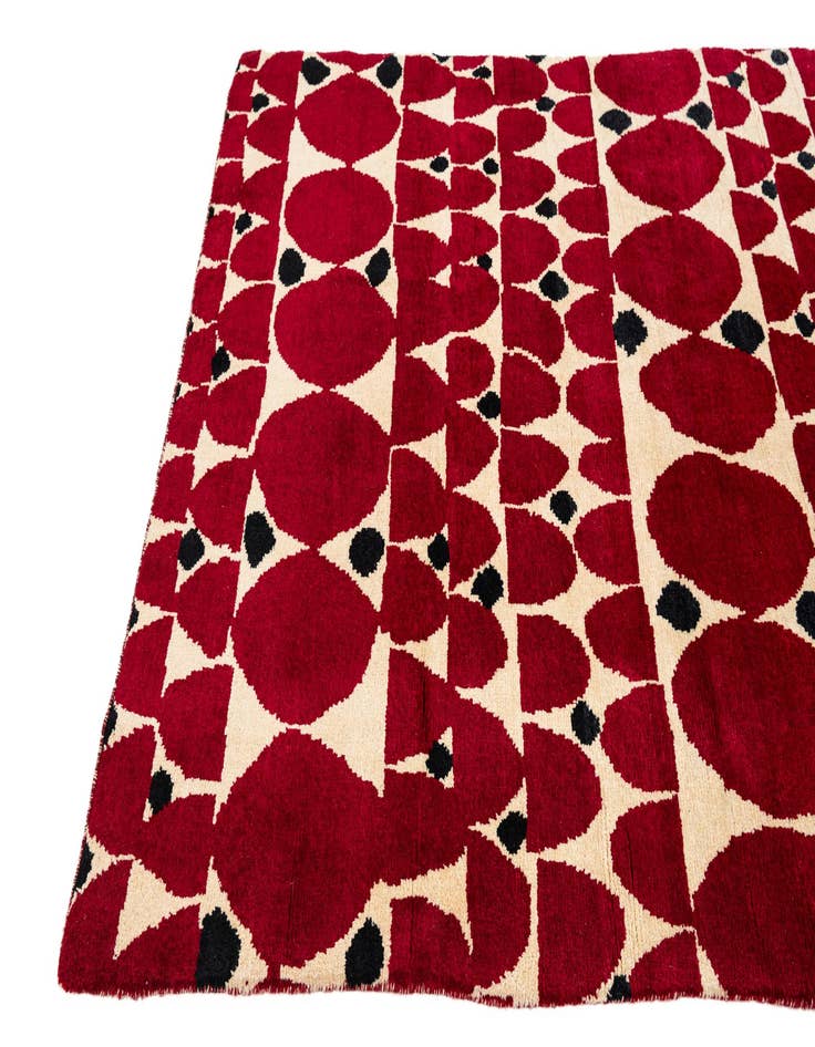 Detail image of 5' 3 x 8' 1 Hand Knotted Darya Wool Rug