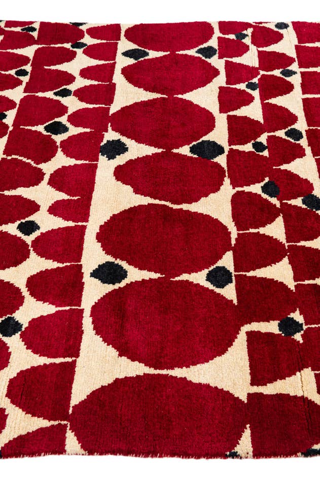 Detail image of 5' 3 x 8' 1 Hand Knotted Darya Wool Rug