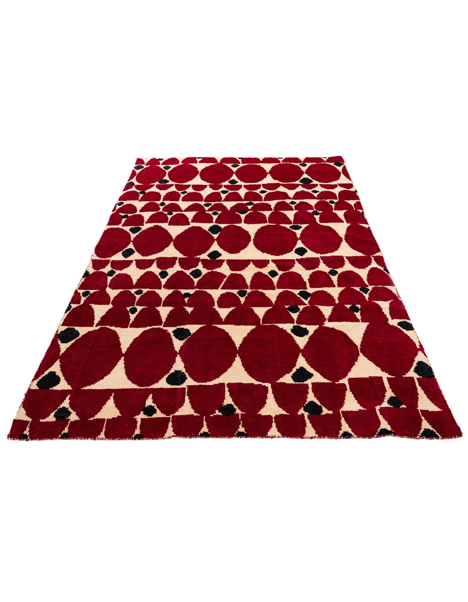 5' 4 x 8' Hand Knotted Darya Wool Rug