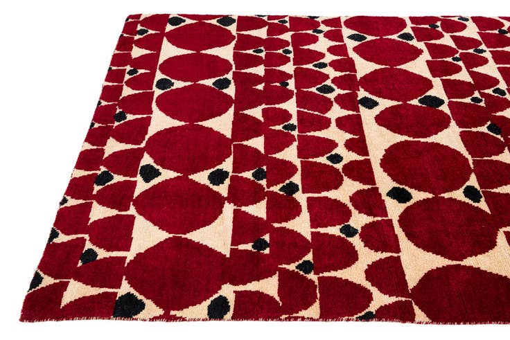 Detail image of 5' 4 x 8' Hand Knotted Darya Wool Rug