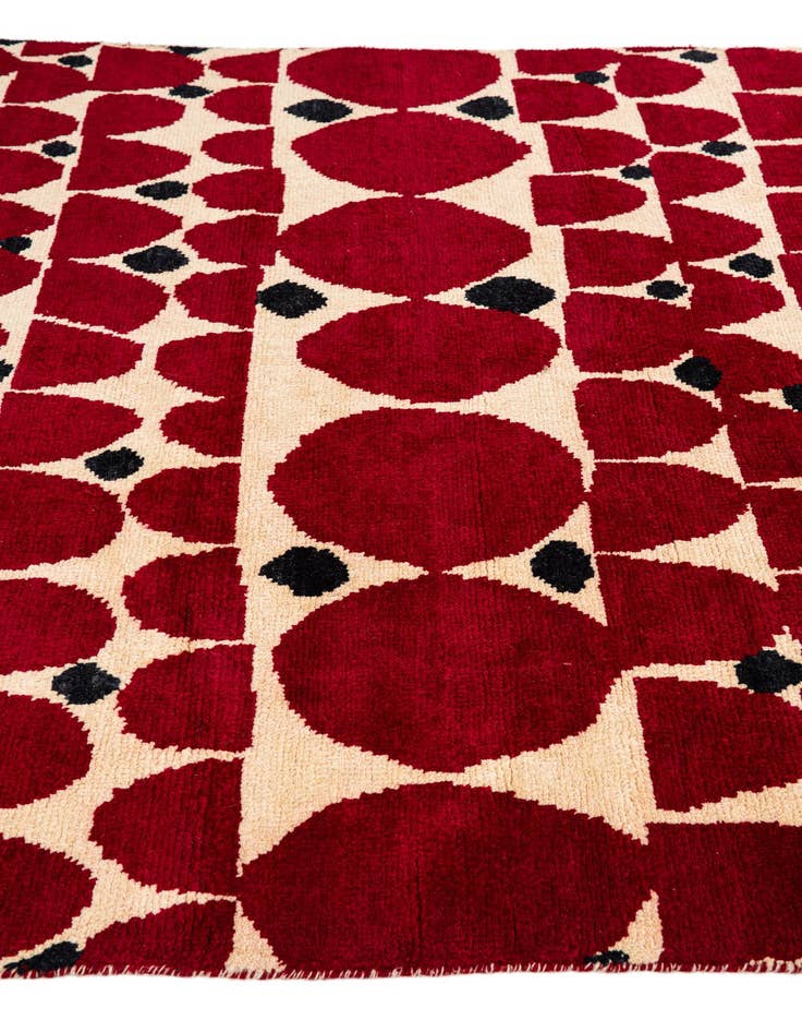 Detail image of 5' 4 x 8'  Hand Knotted Darya Wool Rug