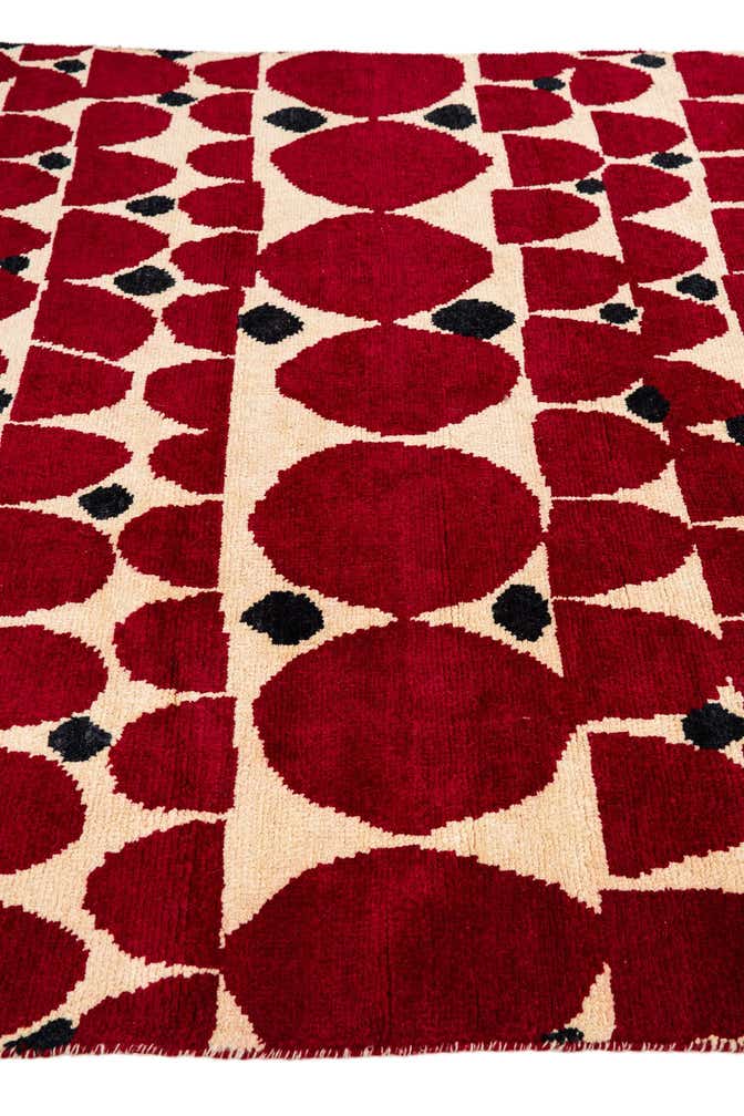 5' 4 x 8' Hand Knotted Darya Wool Rug