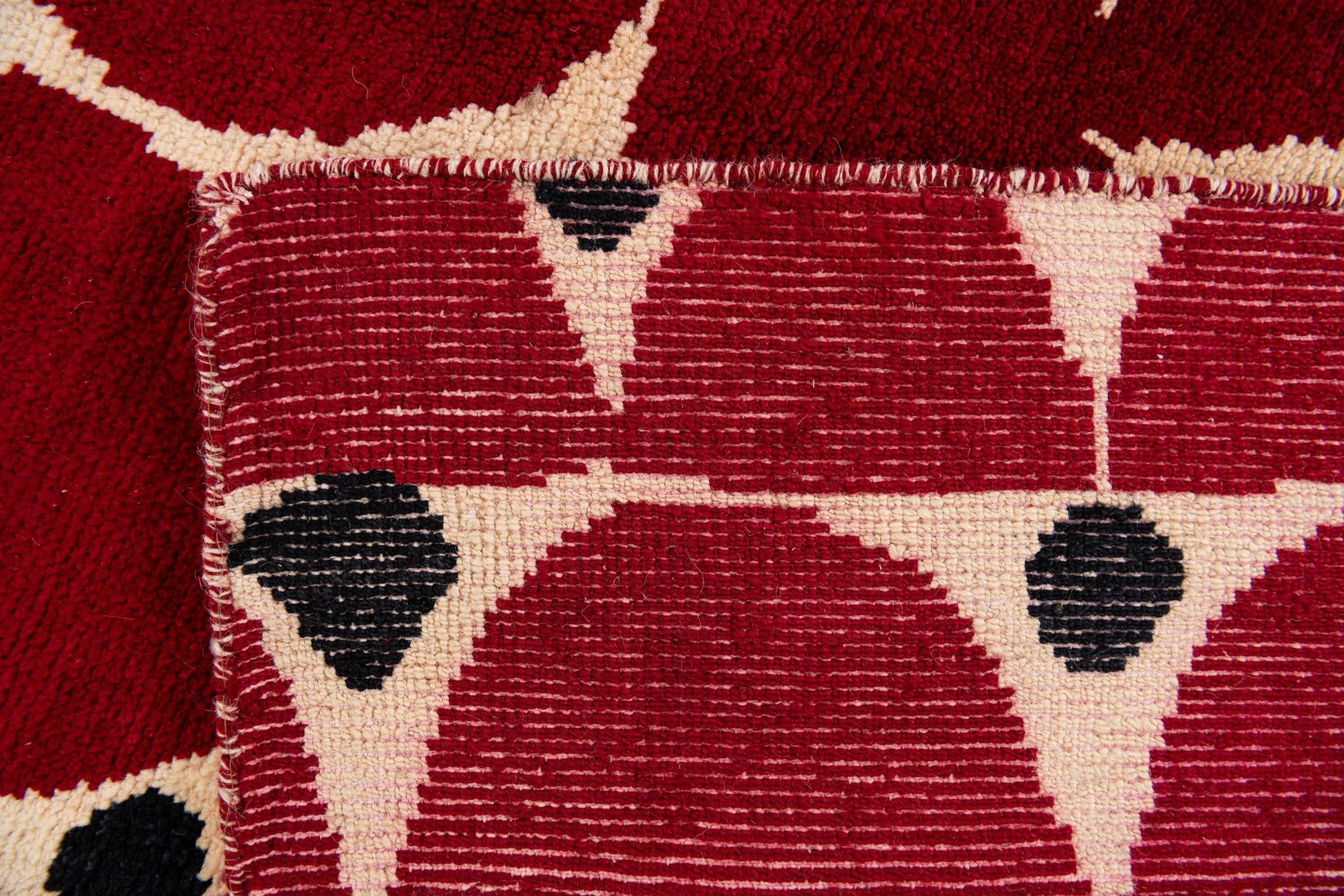 5' 4 x 8' Hand Knotted Darya Wool Rug