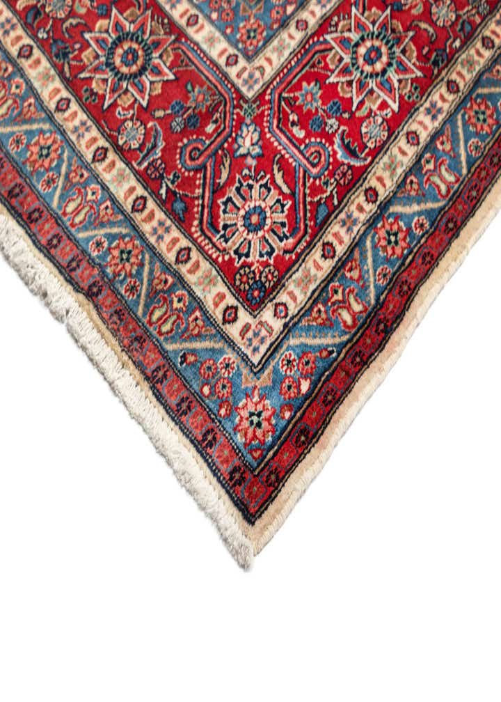 10' 1 x 13' 8 Djosan Wool Rug