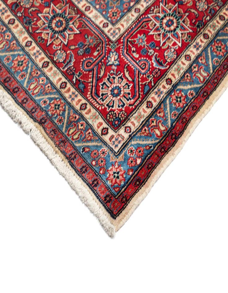 Detail image of 10' 1 x 13' 8 Djosan Wool Rug