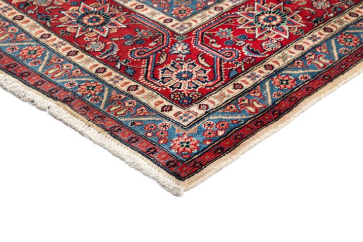 Detail image of 10' 1 x 13' 8 Djosan Wool Rug