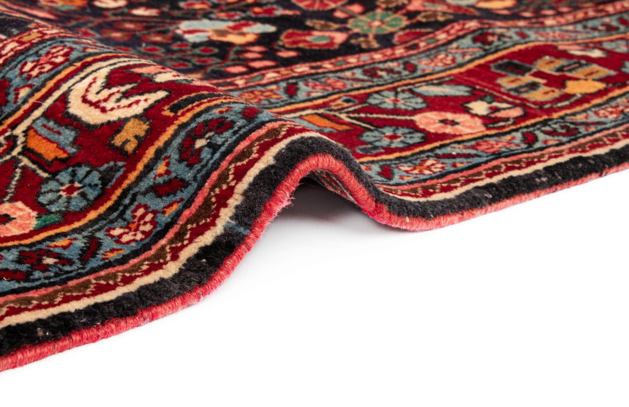 4' 6 x 7' 1 Djosan Rug