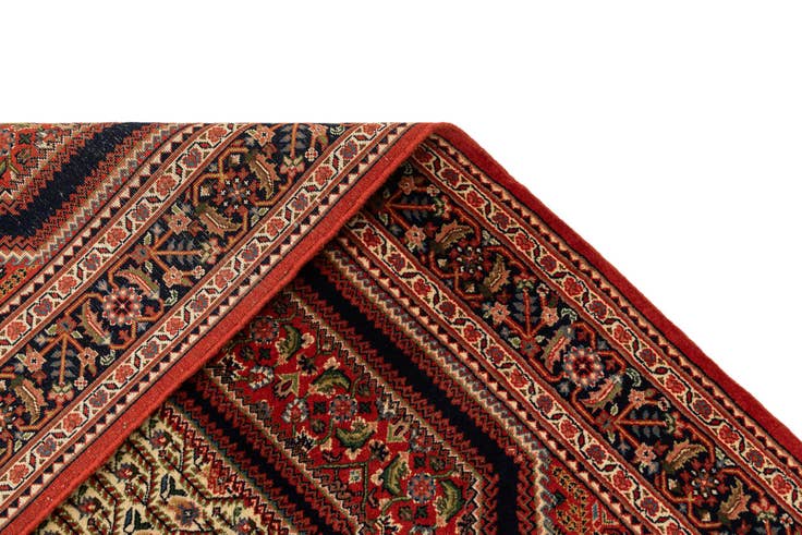 Detail image of 4' 5 x 6' 6 Hand Knotted Farahan Oriental Wool Rug