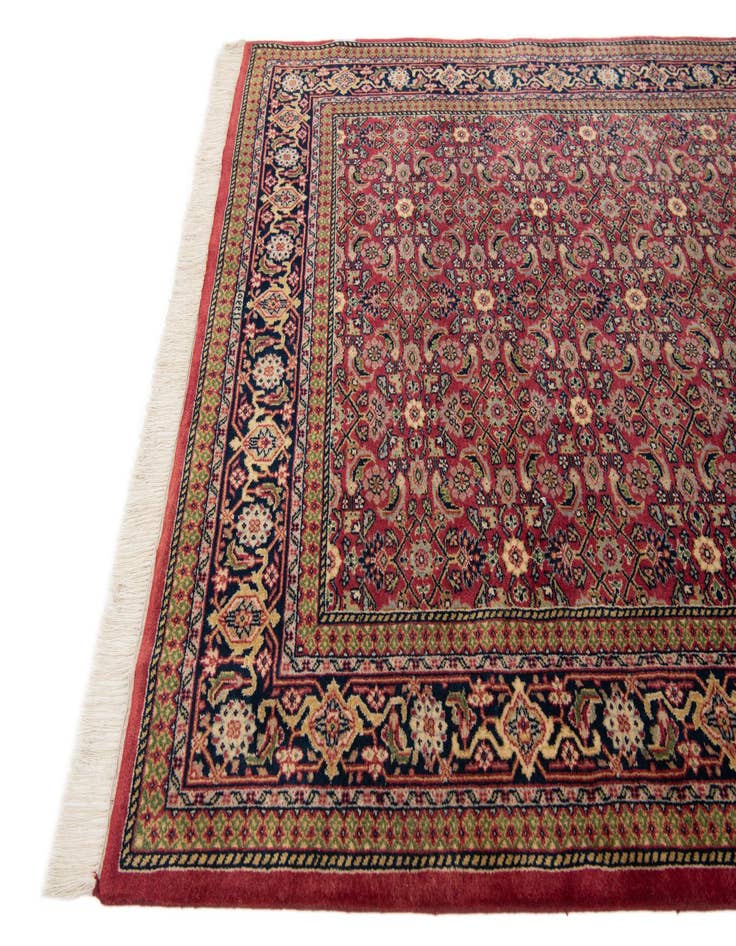 Detail image of 5' 4 x 9' 10 Hand Knotted Farahan Wool Rug