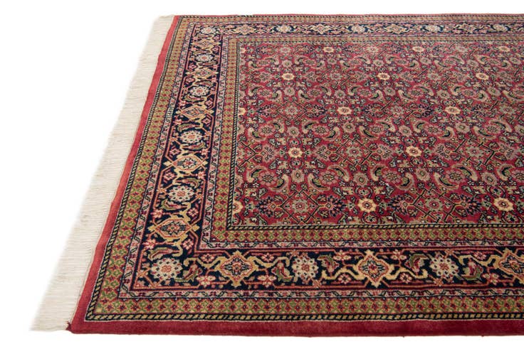 Detail image of 5' 4 x 9' 10 Hand Knotted Farahan Wool Rug