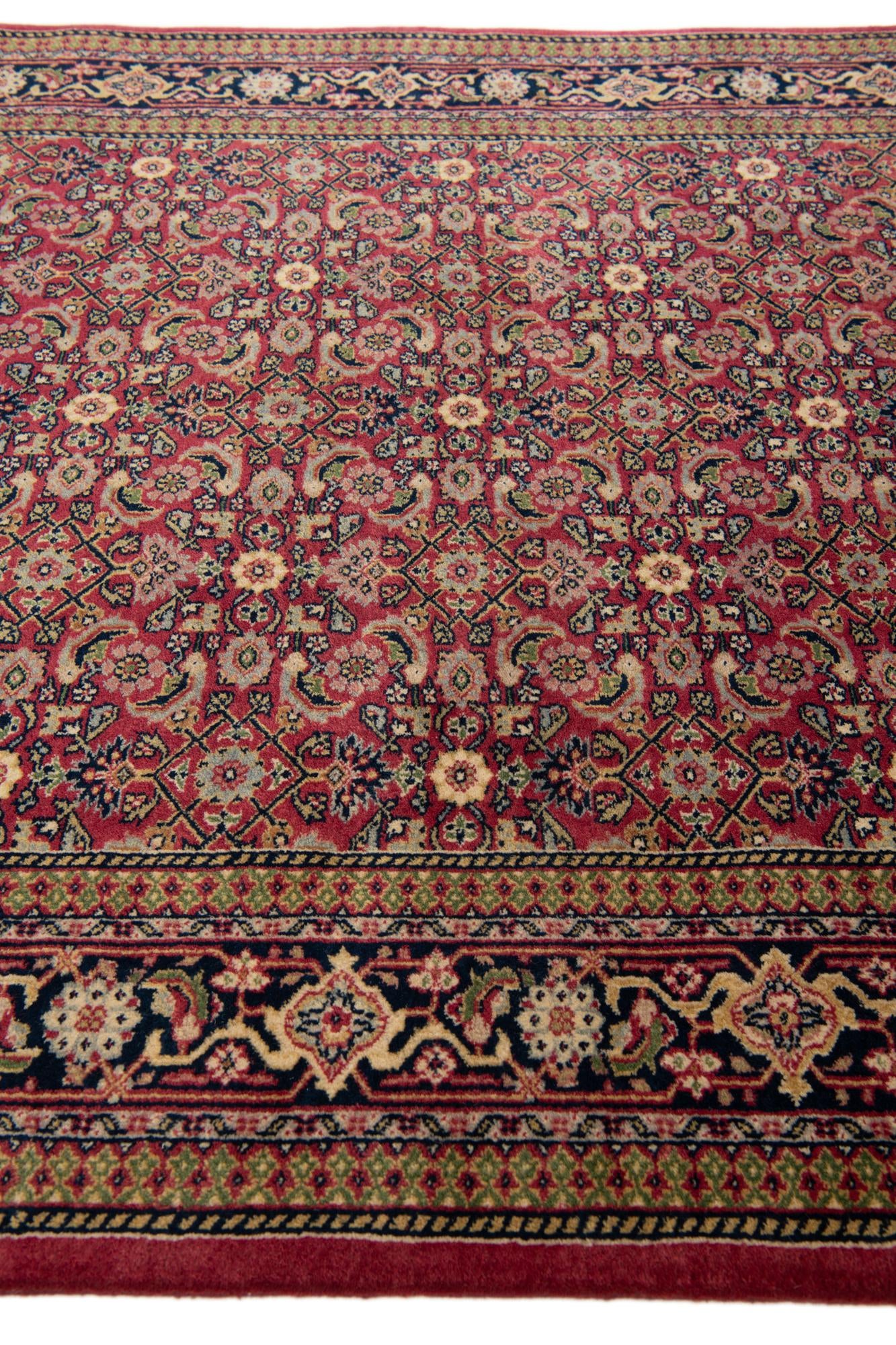5' 4 x 9' 10 Hand Knotted Farahan Wool Rug