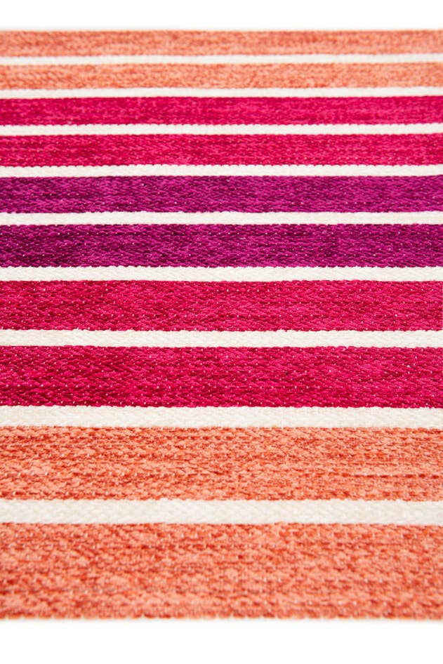 Detail image of 1' 10 x 2' 10 Flatweave Cotton Dhurrie Rug