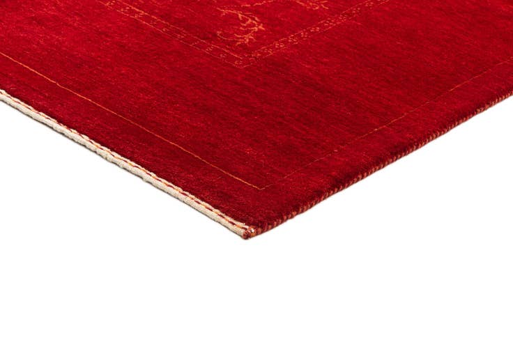 Detail image of 4' 10 x 6' 9 Hand Knotted Gabbeh Wool Rug