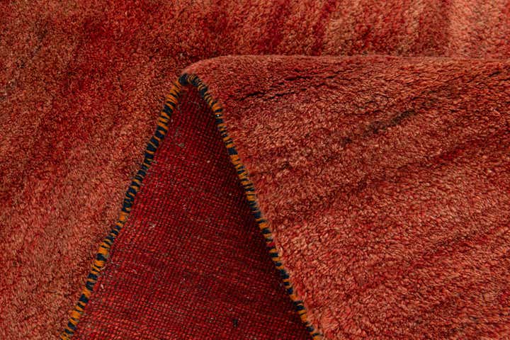 5' 5 x 7' Hand Knotted Gabbeh Wool Rug