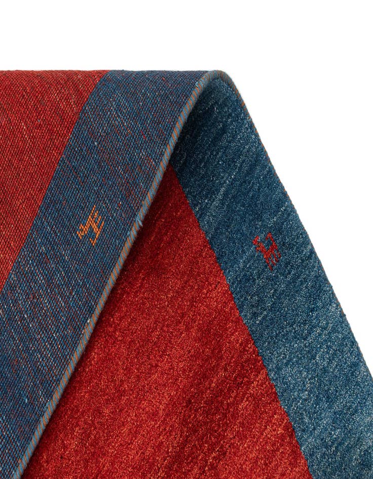 Detail image of 4' 11 x 6' 9 Gabbeh Shouli Rug