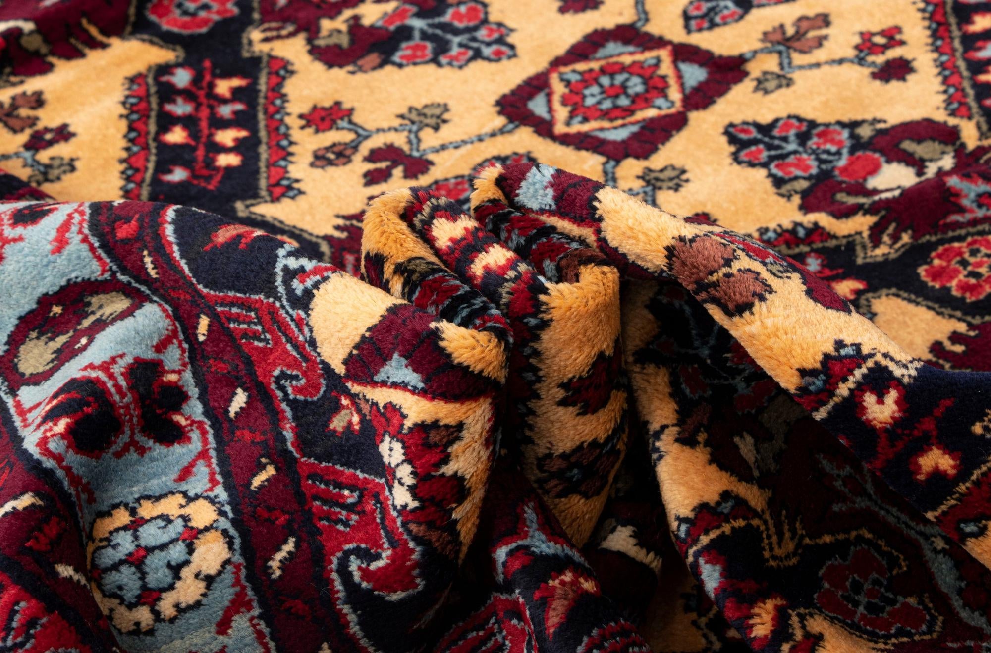 5' 3 x 8' 6 Georgian Wool Rug