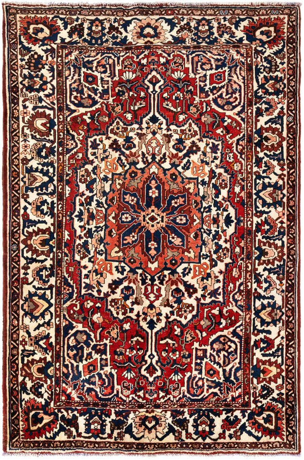 Detail image of 6' 9 x 10' 1 Gharajeh Wool Rug