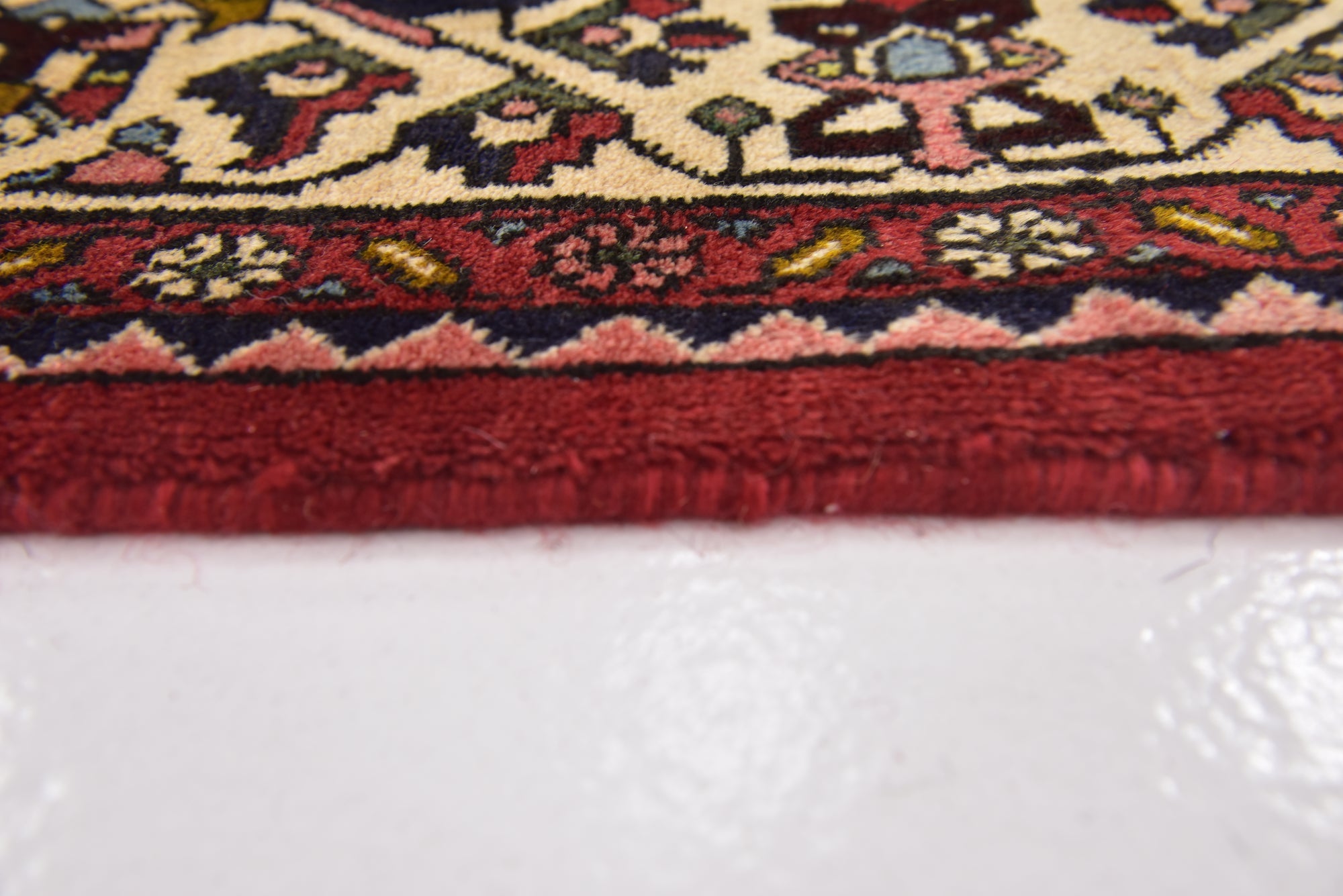 6' 8 x 10' 2 Hand Knotted Ghashghaei Persian Wool Rug