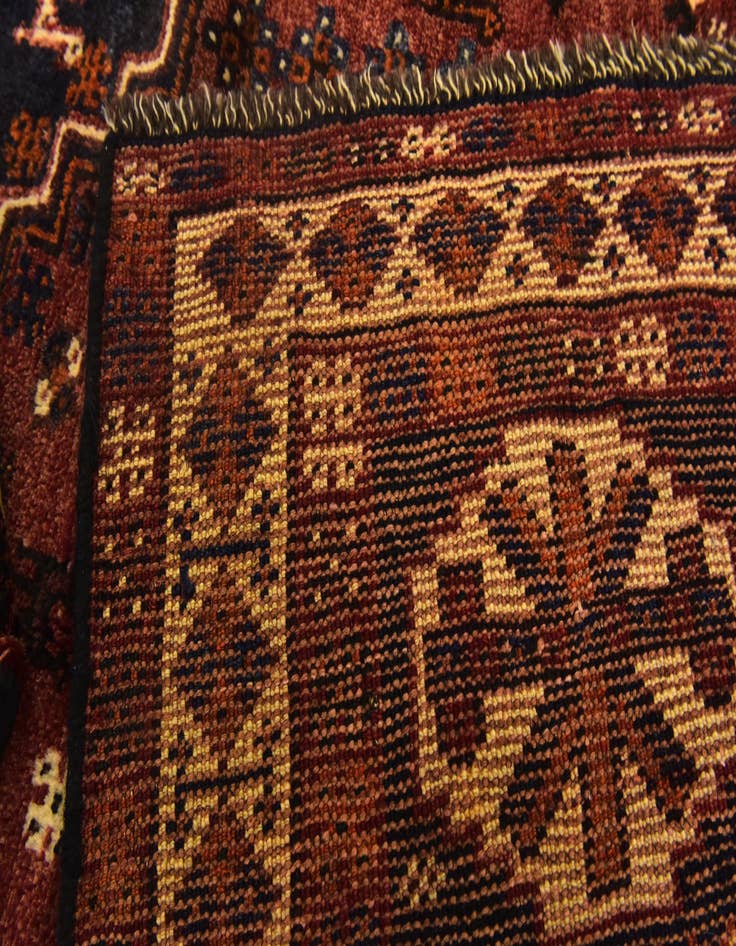 Detail image of 5' 2 x 7' 10 Hand Knotted Ghashghaei Persian Wool Rug