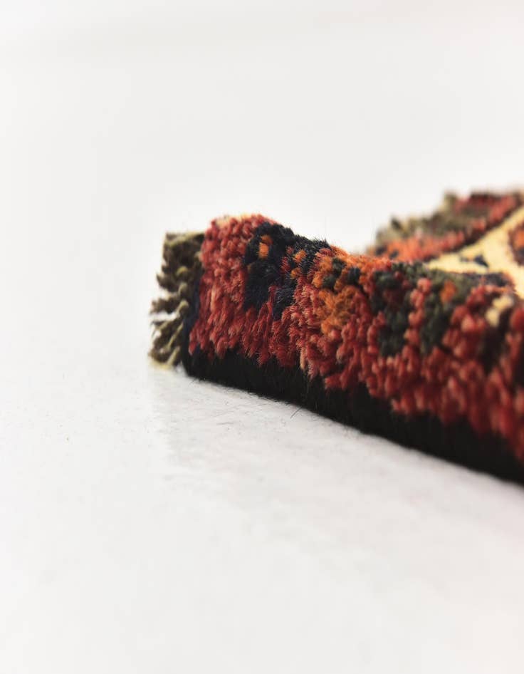 Detail image of 5' 2 x 7' 10 Hand Knotted Ghashghaei Persian Wool Rug