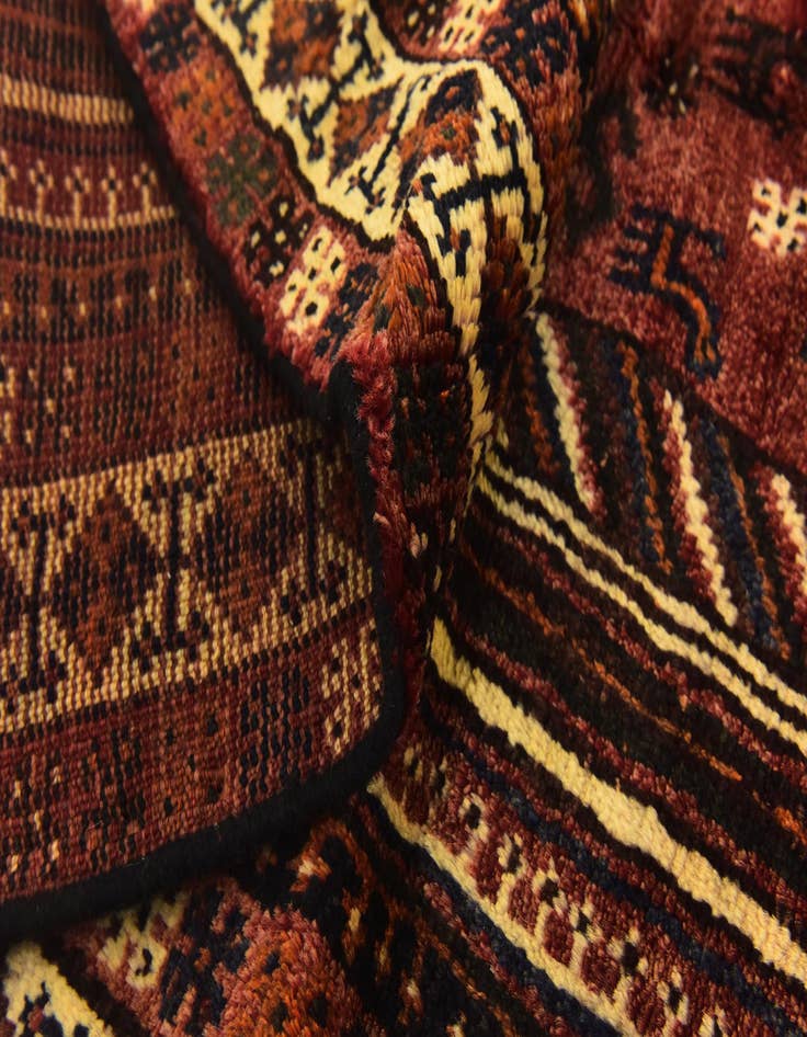 Detail image of 5' 2 x 7' 10 Hand Knotted Ghashghaei Persian Wool Rug