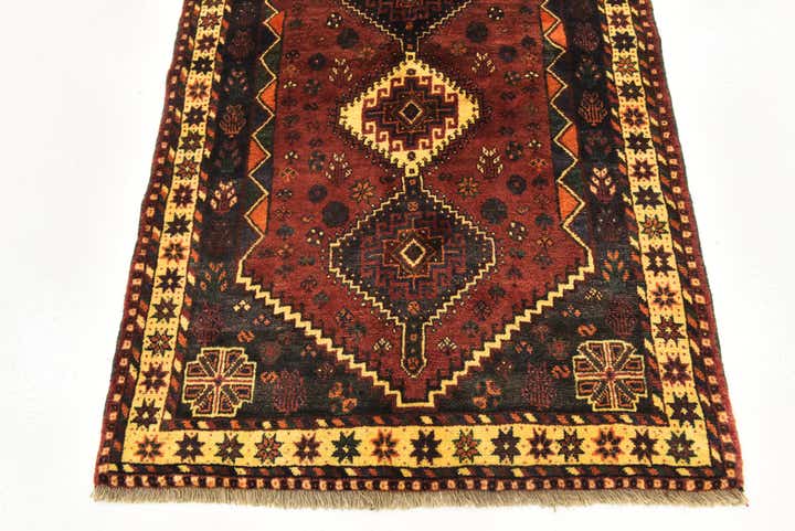 3' 9 x 5' 4 Hand Knotted Ghashghaei Persian Wool Rug