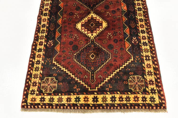 Detail image of 3' 9 x 5' 4 Hand Knotted Ghashghaei Persian Wool Rug