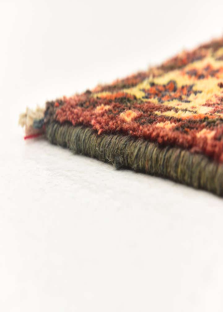 3' 9 x 5' 4 Hand Knotted Ghashghaei Persian Wool Rug