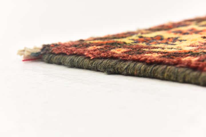3' 9 x 5' 4 Hand Knotted Ghashghaei Persian Wool Rug