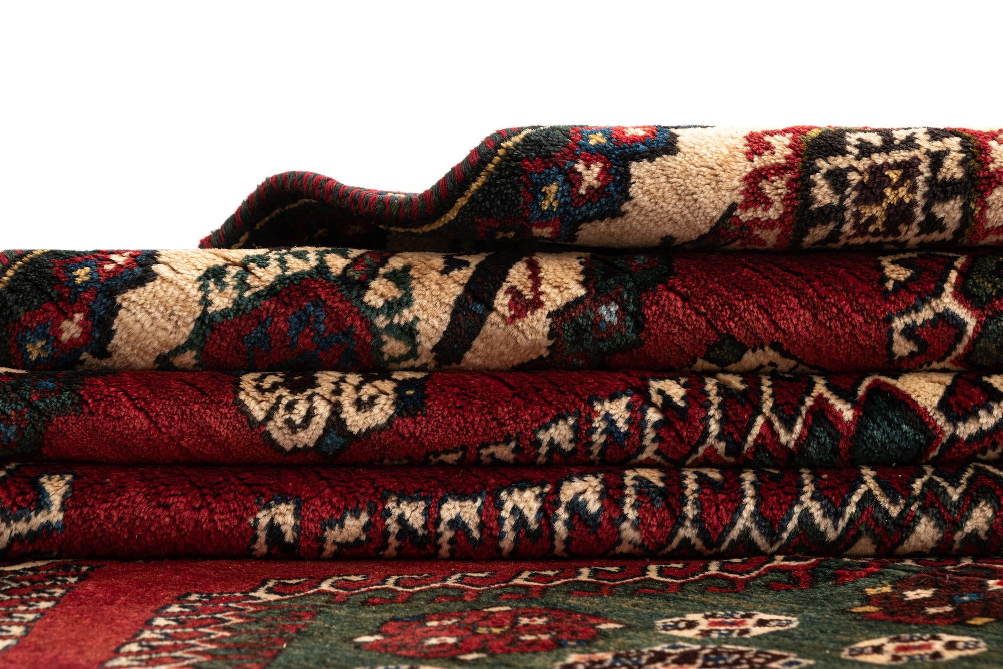 5' 3 x 8' 6 Ghashghai Wool Rug