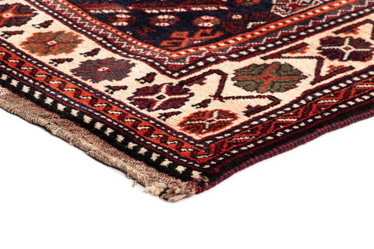 Detail image of 7' x 10' 6 Ghashghai Wool Rug