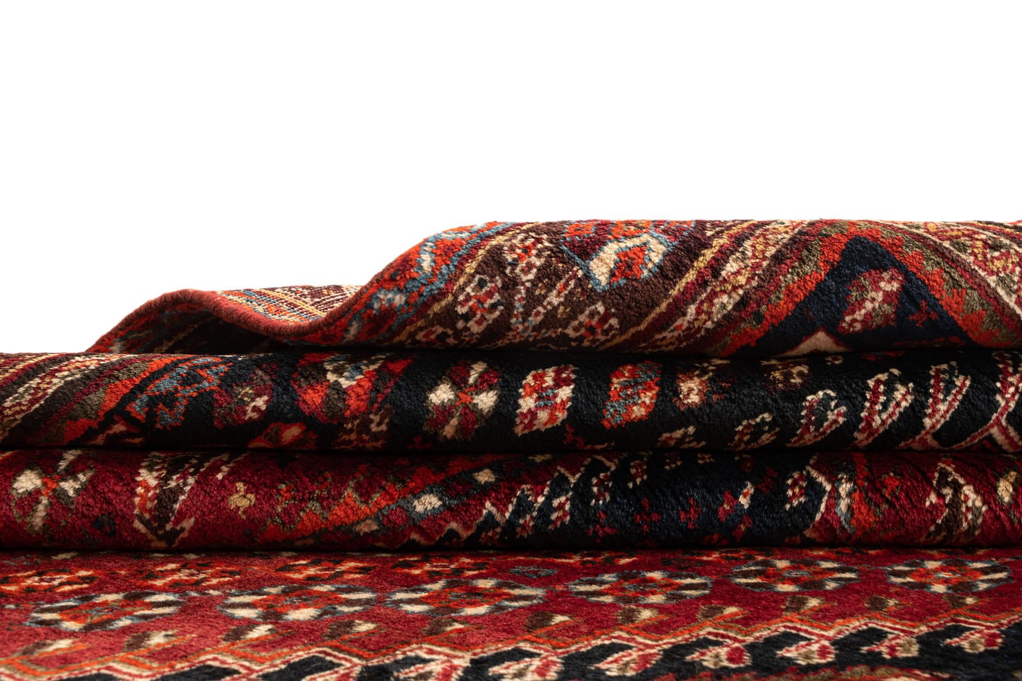 4' 6 x 6' 10 Ghashghai Wool Rug