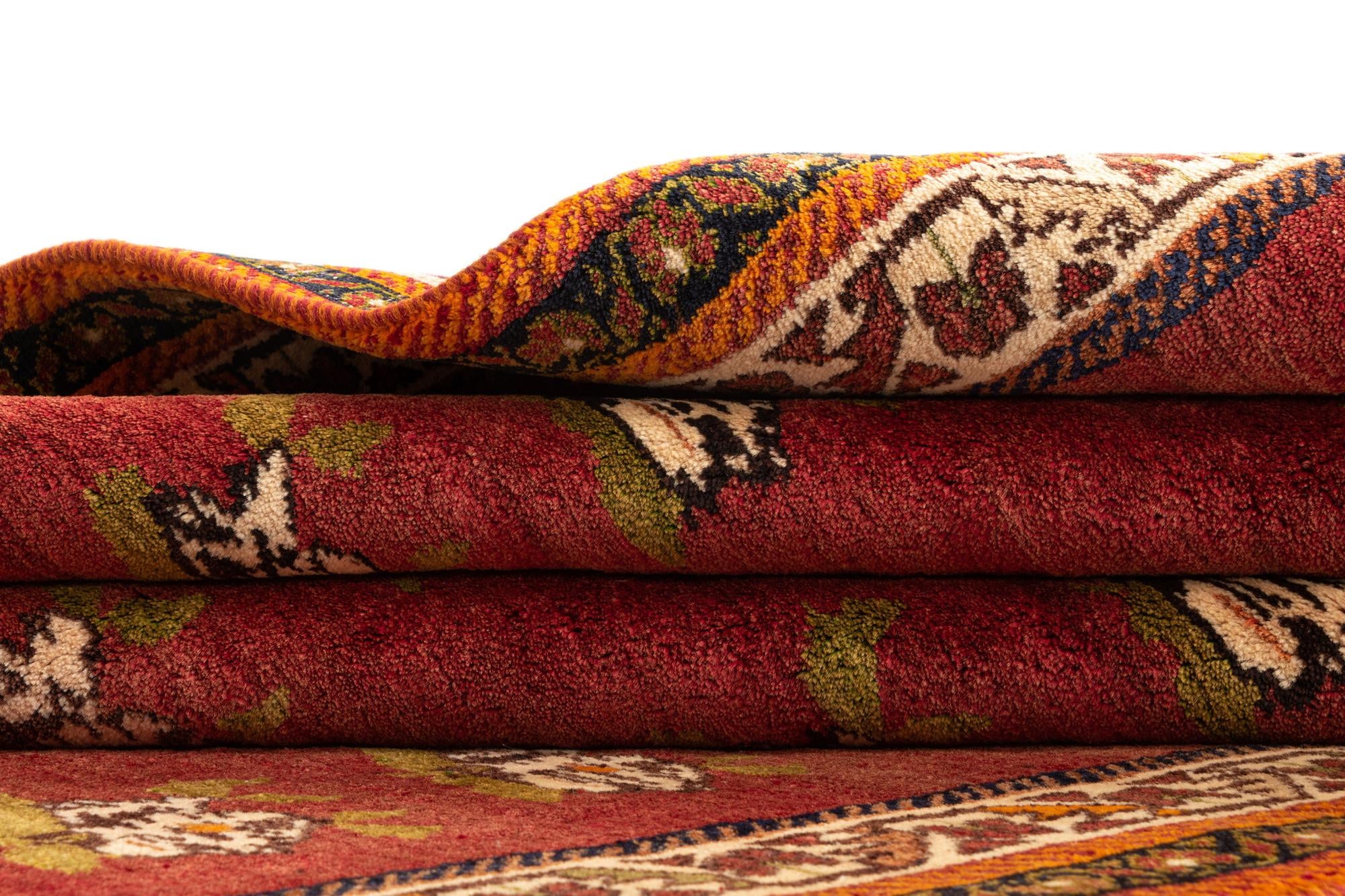 4' 5 x 6' 2 Ghashghai Wool Rug